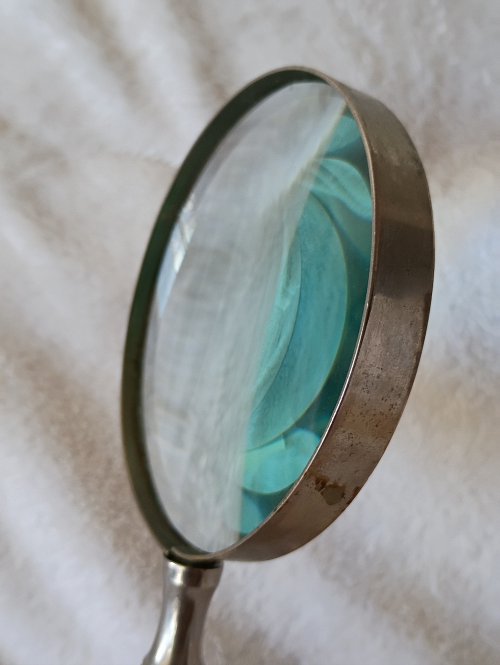 Decorative Silver and Cream Handheld Magnifier - Picture 6 of 10